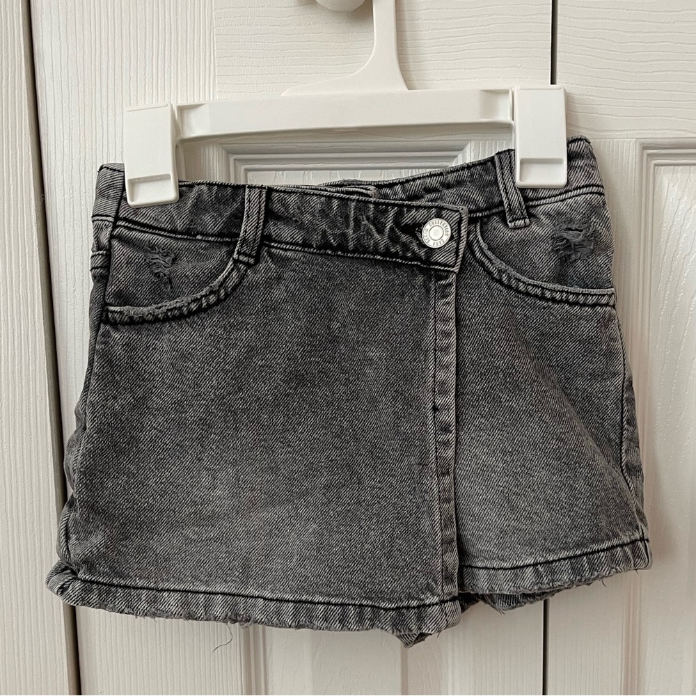 Zara Dark Gray Jean Shorts
